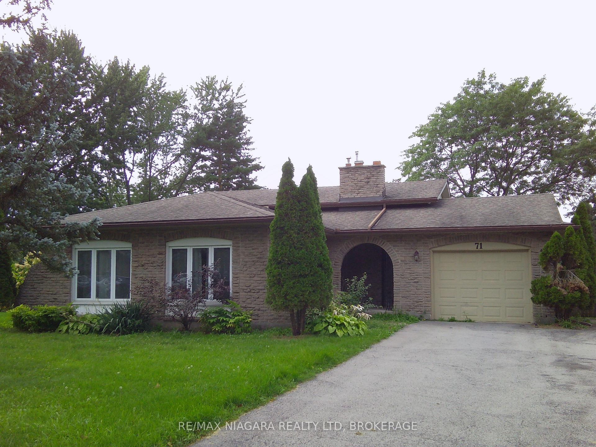 Photo 3 of 71 Glenayr Place, Welland, N. Welland — HOMEH