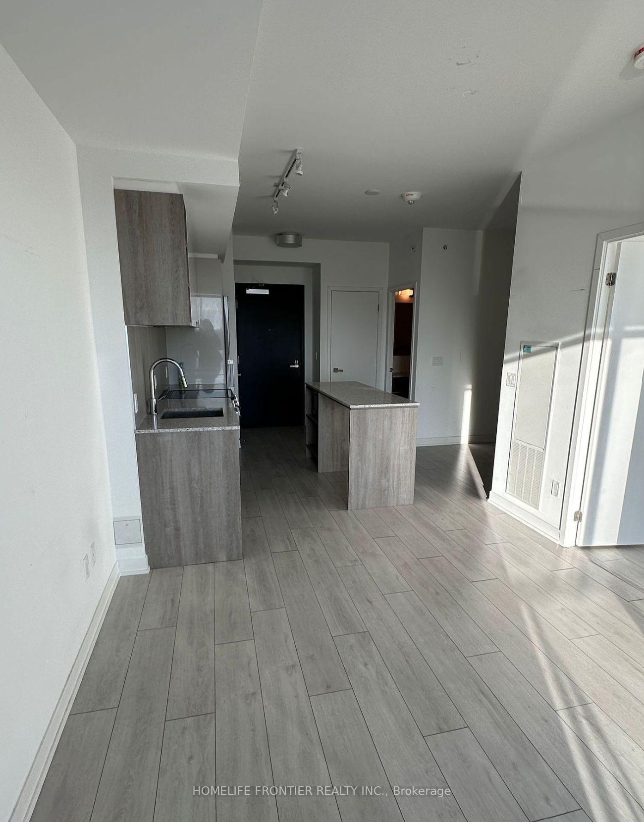 Photo 3 of Unit 1213, 31 Tippett Road, North York, Clanton Park — HOMEH