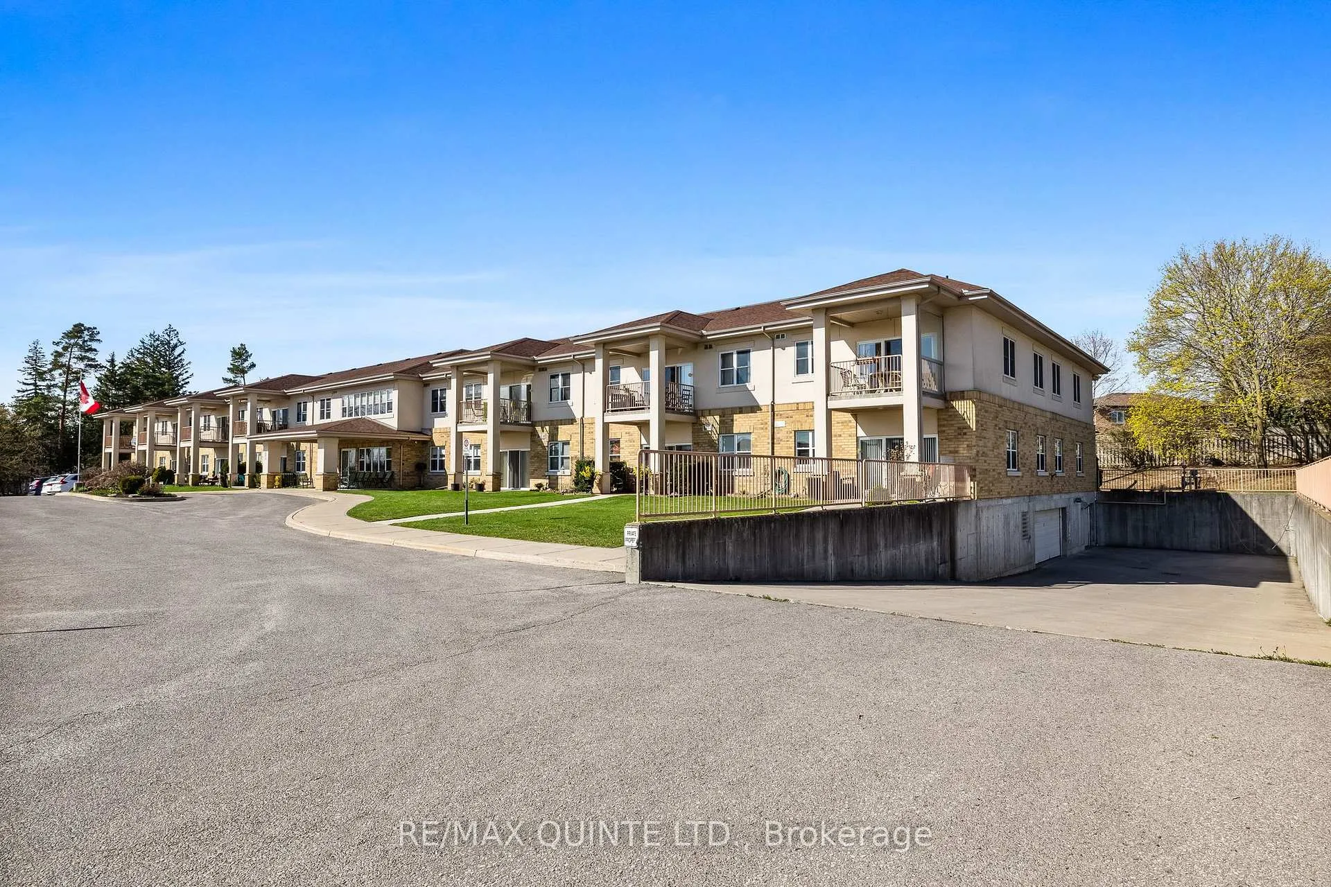 Photo 3 of #102- 20 Fourth Avenue, Quinte West — HOMEH