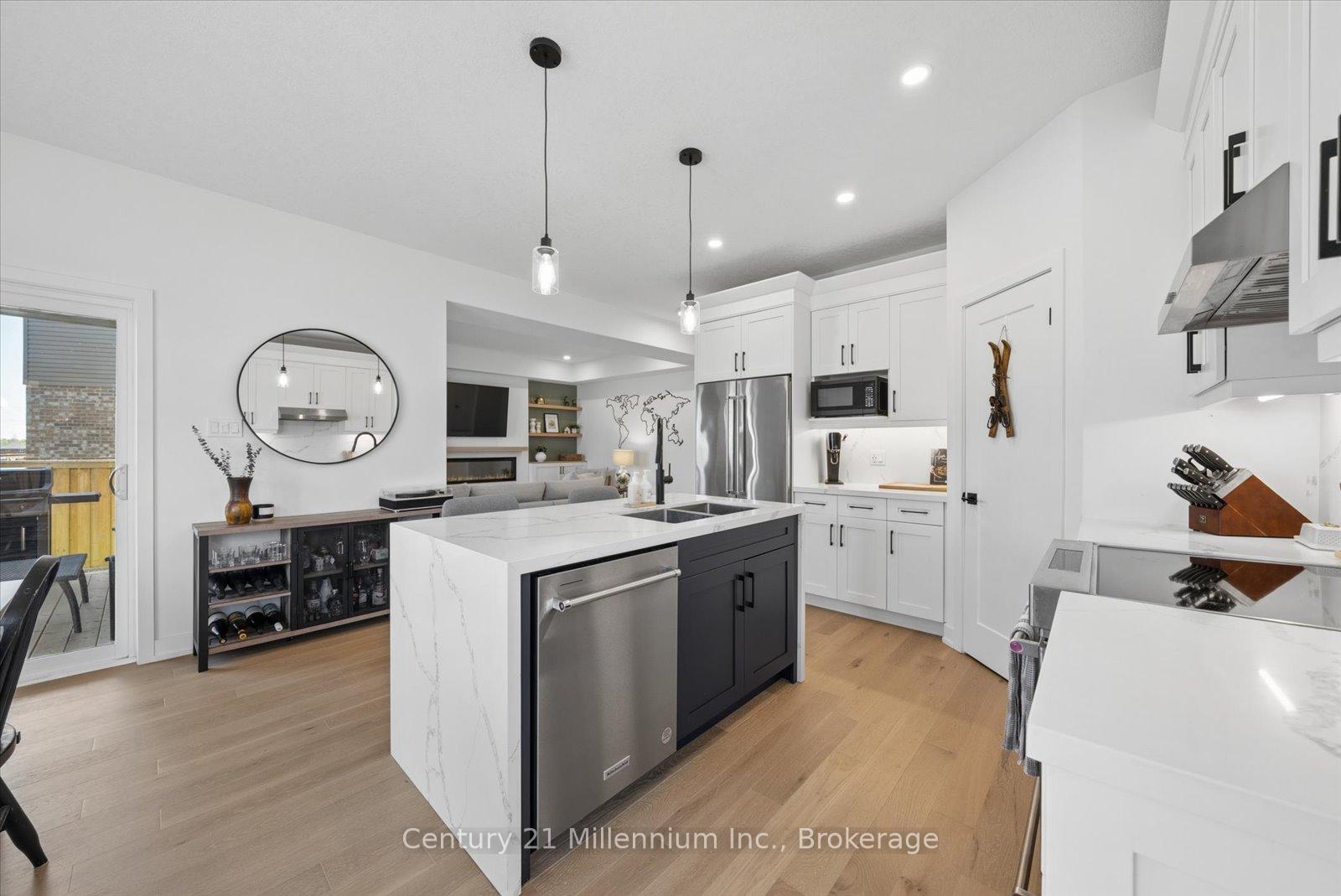 Photo 16 of 15 Maidens Crescent, Collingwood — HOMEH