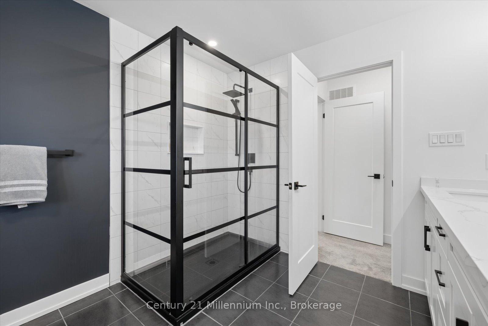 Photo 24 of 15 Maidens Crescent, Collingwood — HOMEH