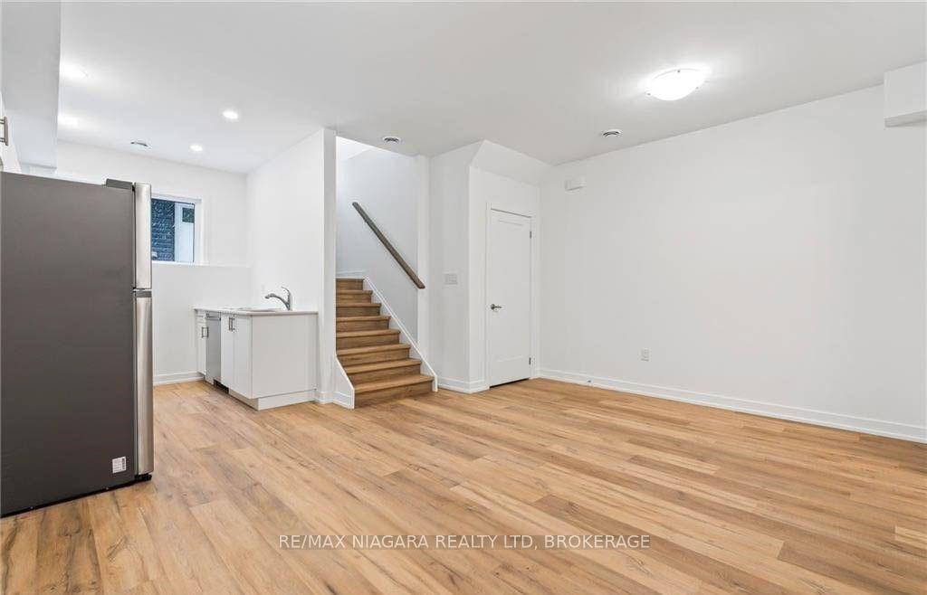 Photo of Unit 214, 781 Clare Avenue