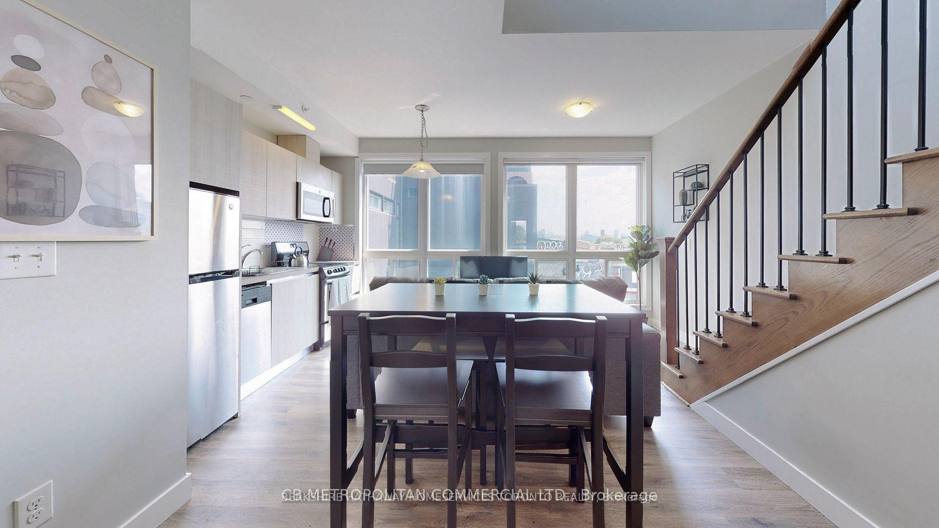 Photo 3 of Unit 403, 335 College Street, Toronto, Kensington-Chinatown — HOMEH