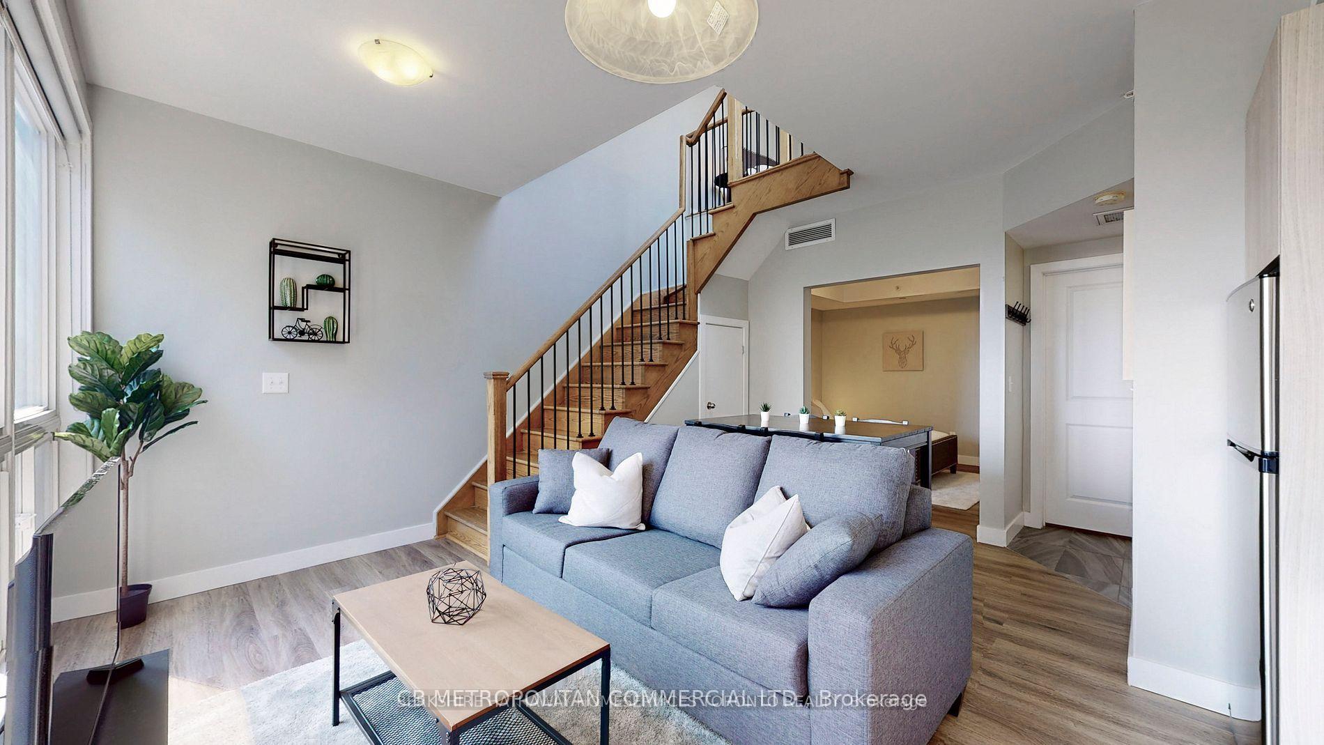 Photo 10 of Unit 403, 335 College Street, Toronto, Kensington-Chinatown — HOMEH