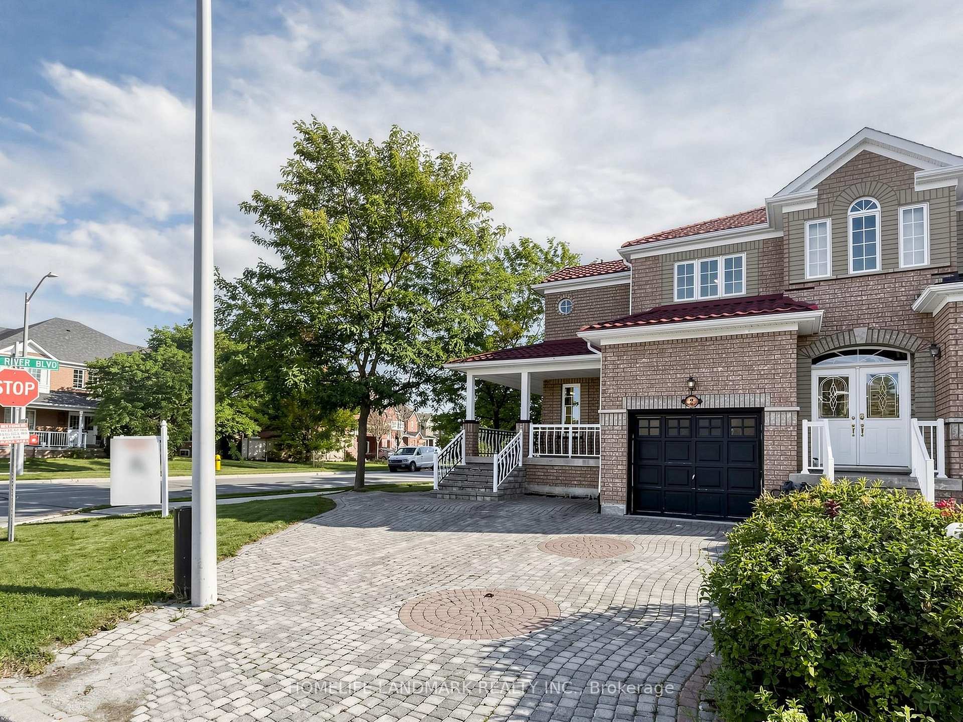 Photo 2 of 2 Casabel Drive, Vaughan, Vellore Village — HOMEH