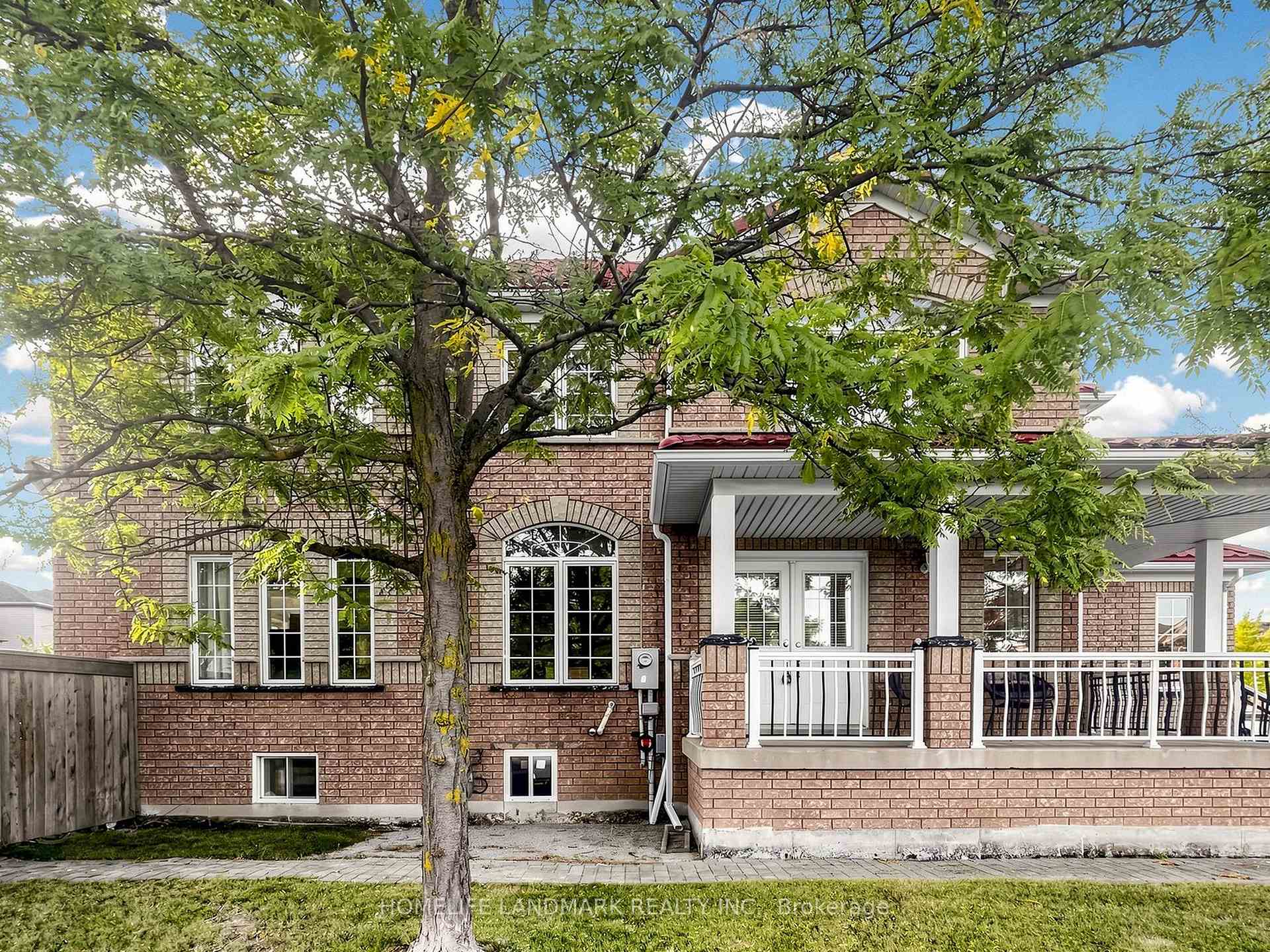 Photo 4 of 2 Casabel Drive, Vaughan, Vellore Village — HOMEH