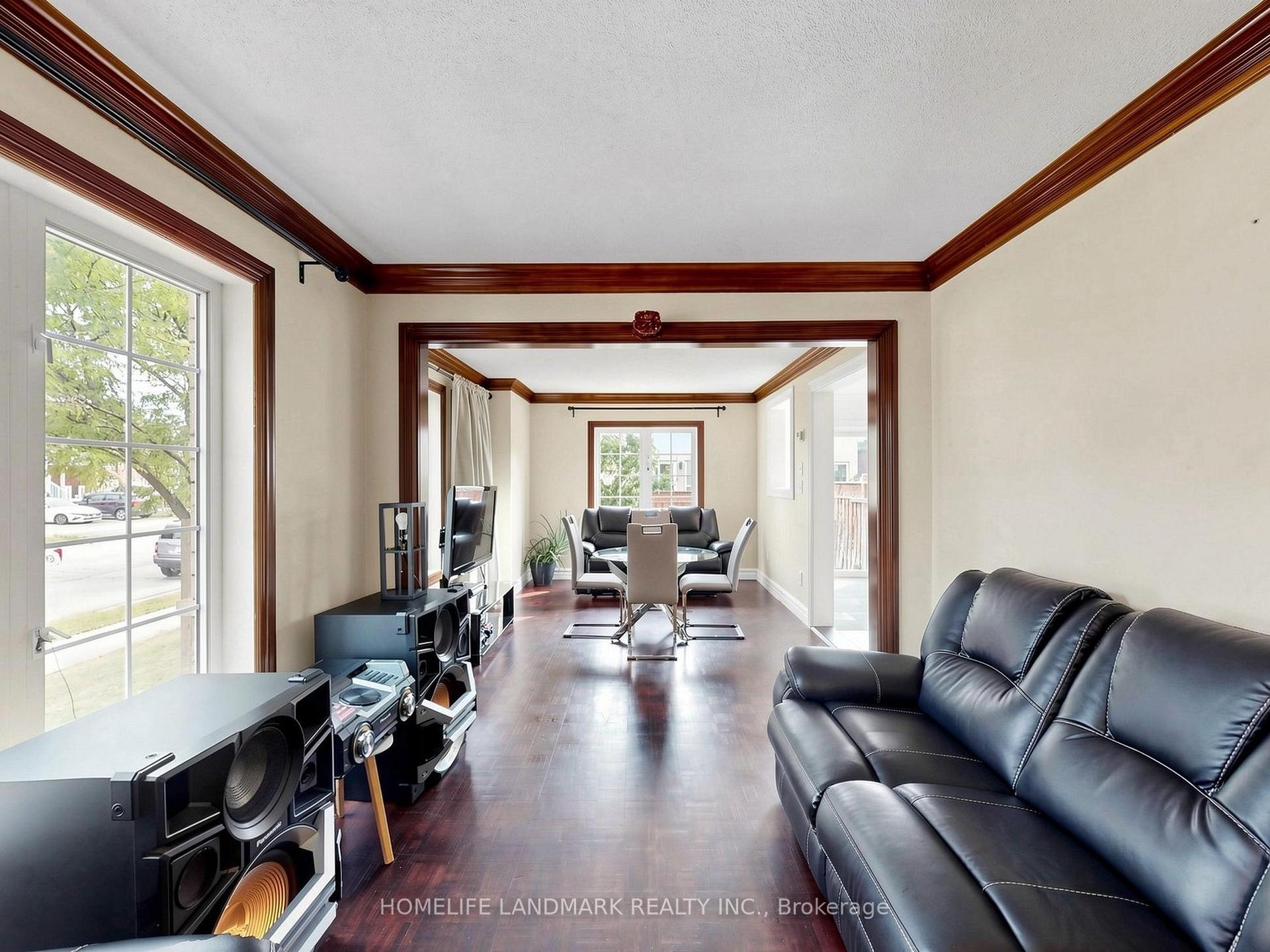 Photo 8 of 2 Casabel Drive, Vaughan, Vellore Village — HOMEH