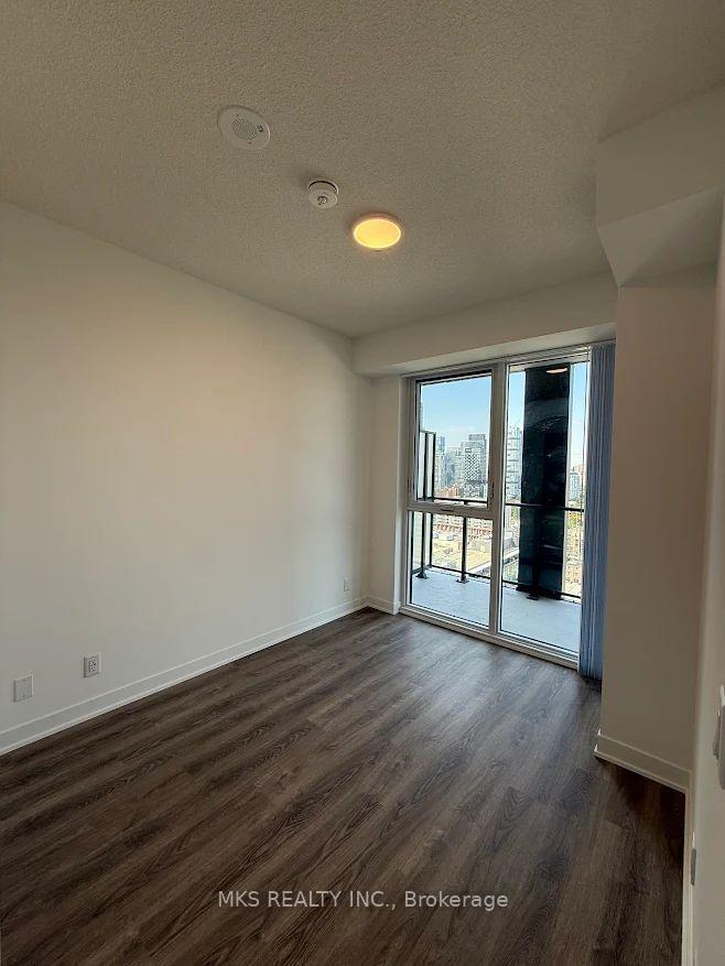 Photo 4 of Unit 2901, 180 Front Street E, Toronto, Moss Park — HOMEH