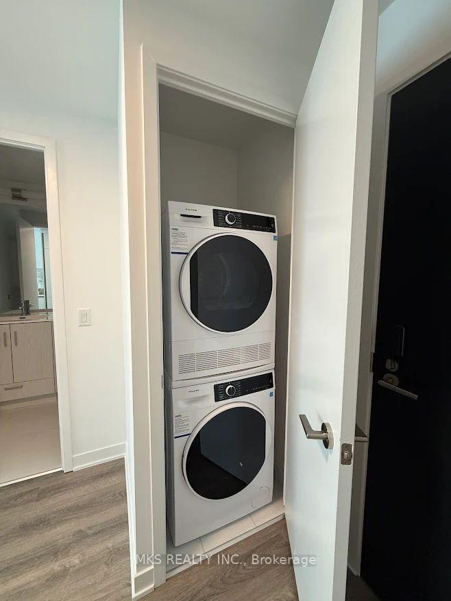 Photo 6 of Unit 3111, 180 Front Street E, Toronto, Moss Park — HOMEH