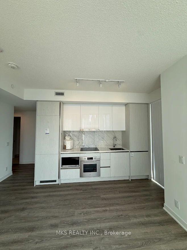 Photo 9 of Unit 3210, 180 Front Street E, Toronto, Moss Park — HOMEH