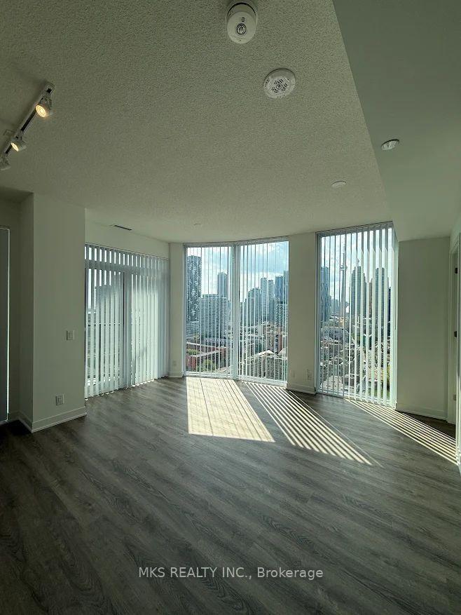Photo 10 of Unit 3210, 180 Front Street E, Toronto, Moss Park — HOMEH