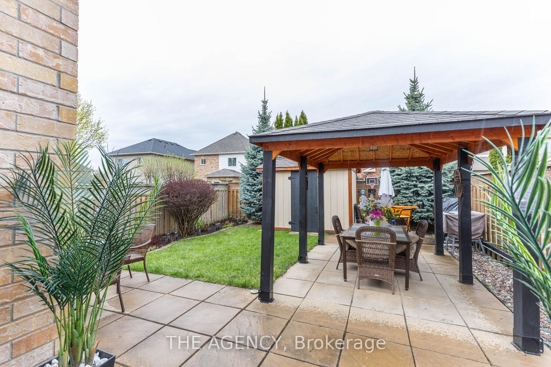Photo 9 of 54 Thames Drive, Whitby, Rolling Acres — HOMEH