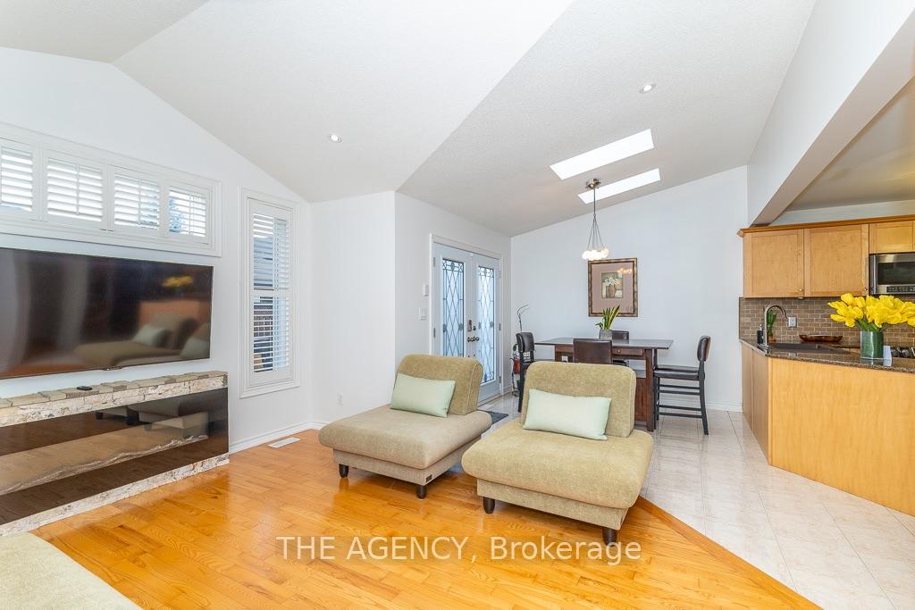 Photo 14 of 54 Thames Drive, Whitby, Rolling Acres — HOMEH
