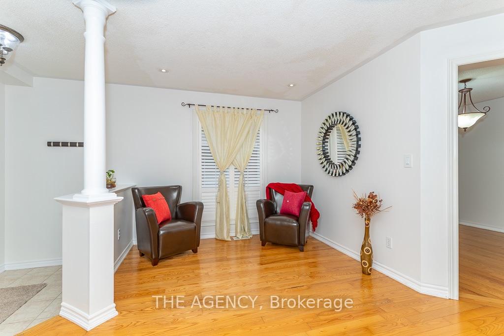 Photo 18 of 54 Thames Drive, Whitby, Rolling Acres — HOMEH