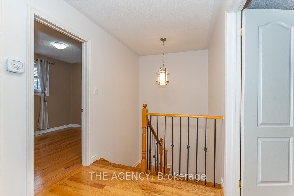 Photo 19 of 54 Thames Drive, Whitby, Rolling Acres — HOMEH