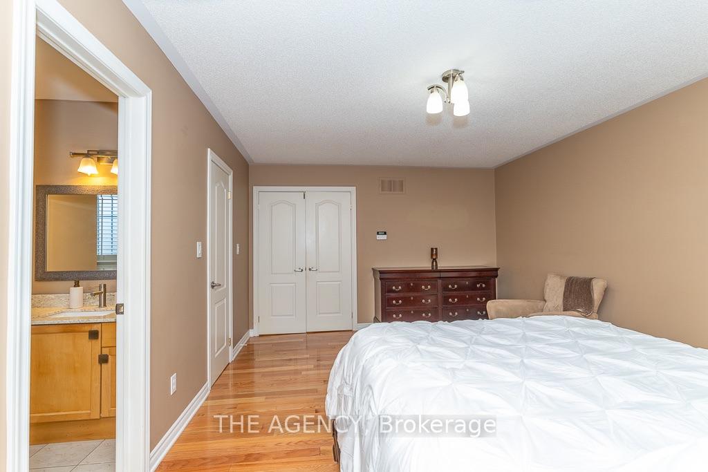 Photo 21 of 54 Thames Drive, Whitby, Rolling Acres — HOMEH