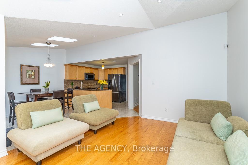 Photo 26 of 54 Thames Drive, Whitby, Rolling Acres — HOMEH