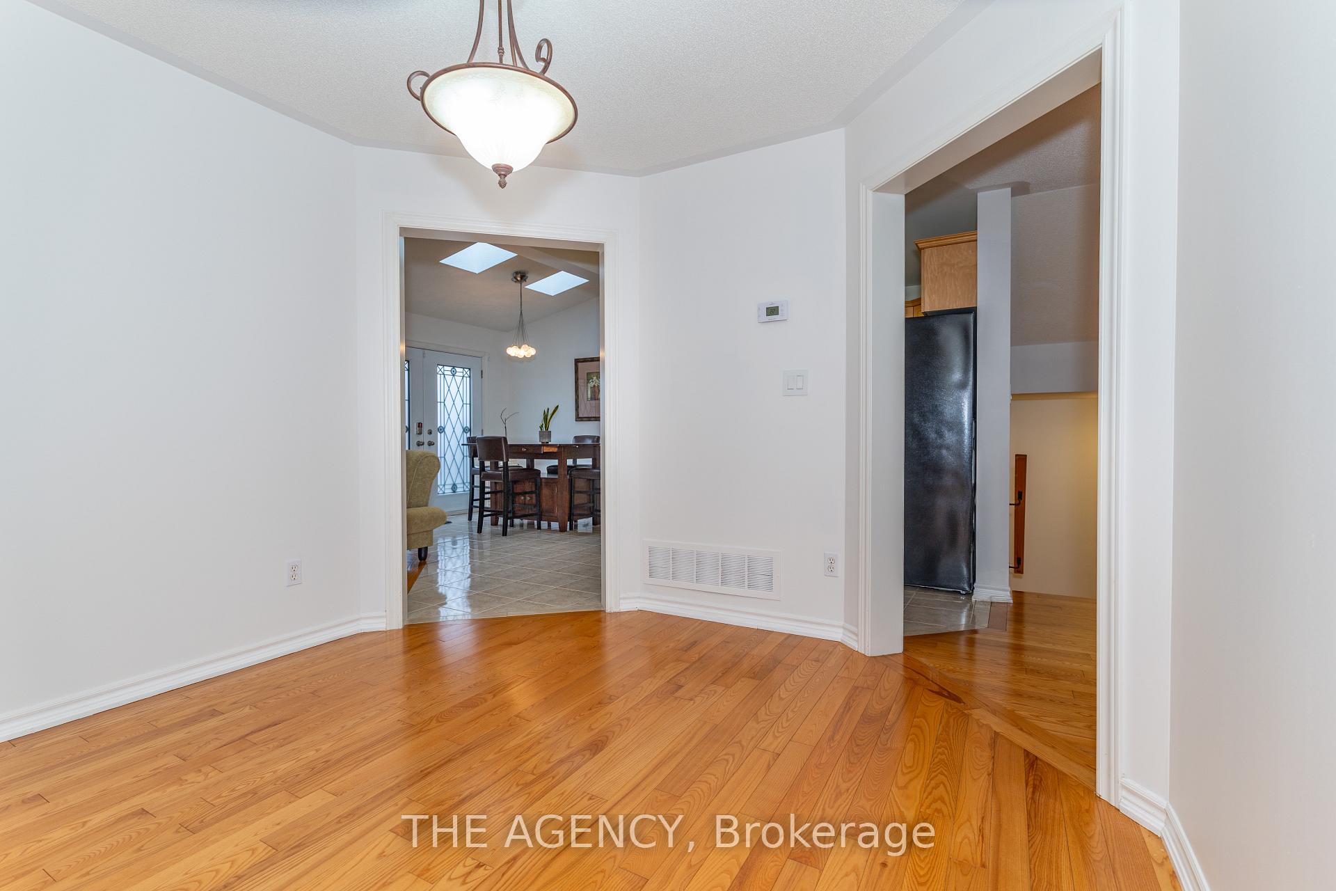 Photo 36 of 54 Thames Drive, Whitby, Rolling Acres — HOMEH