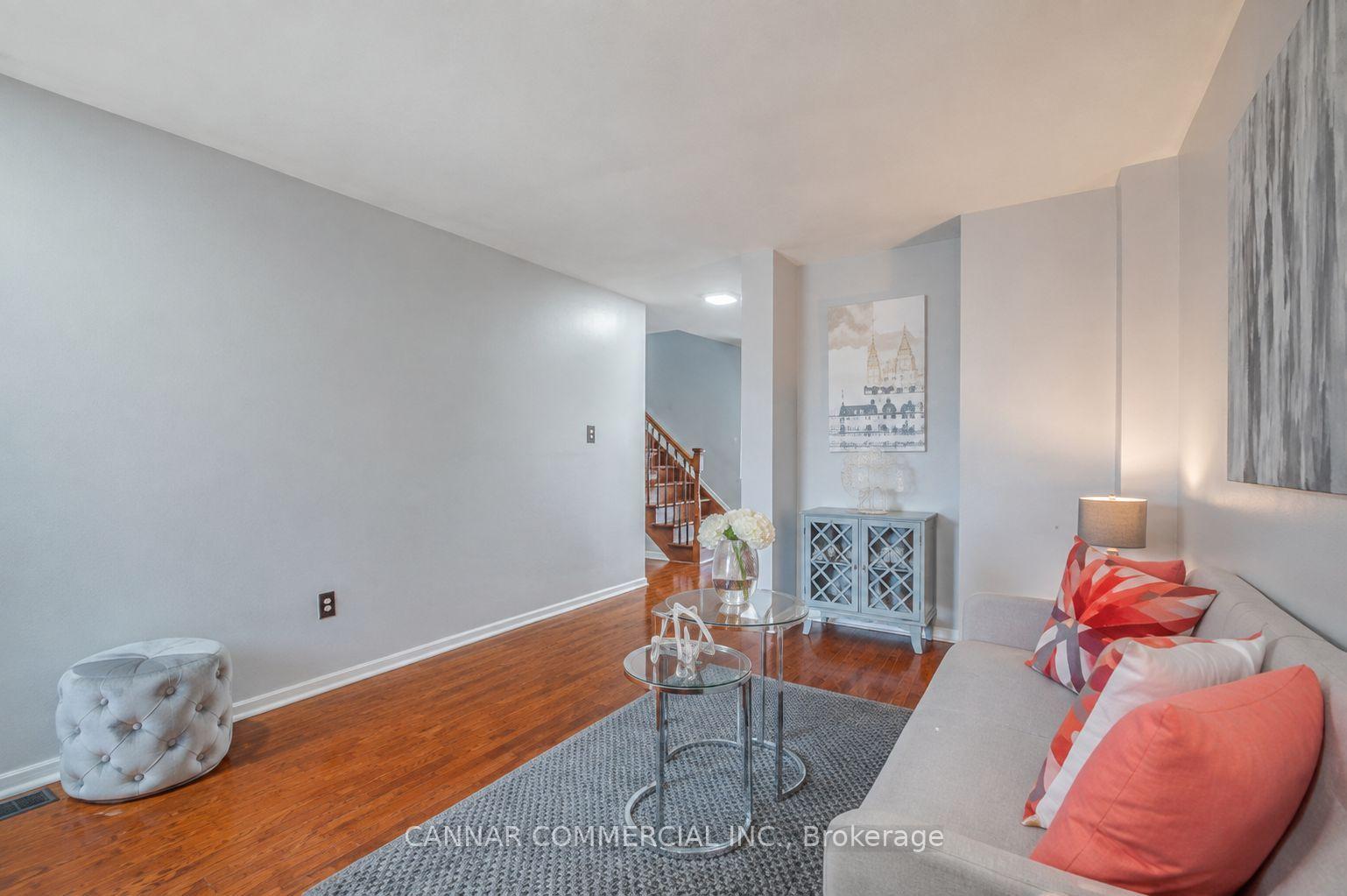 Photo 4 of 134 Powell Drive, Hamilton, Binbrook — HOMEH