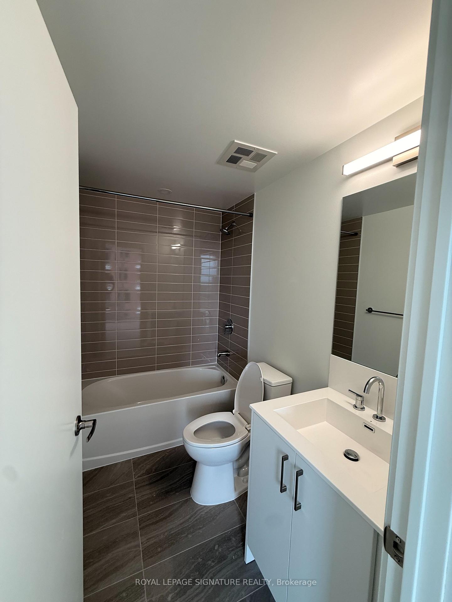 Photo 25 of Unit 1613, 4010 Eglinton Avenue, Etobicoke, Humber Heights — HOMEH