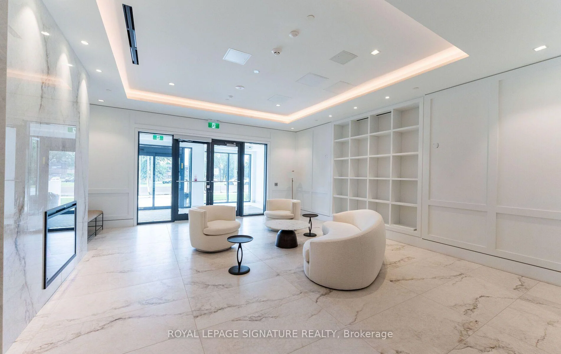 Photo 2 of Unit 1613, 4010 Eglinton Avenue, Etobicoke, Humber Heights — HOMEH