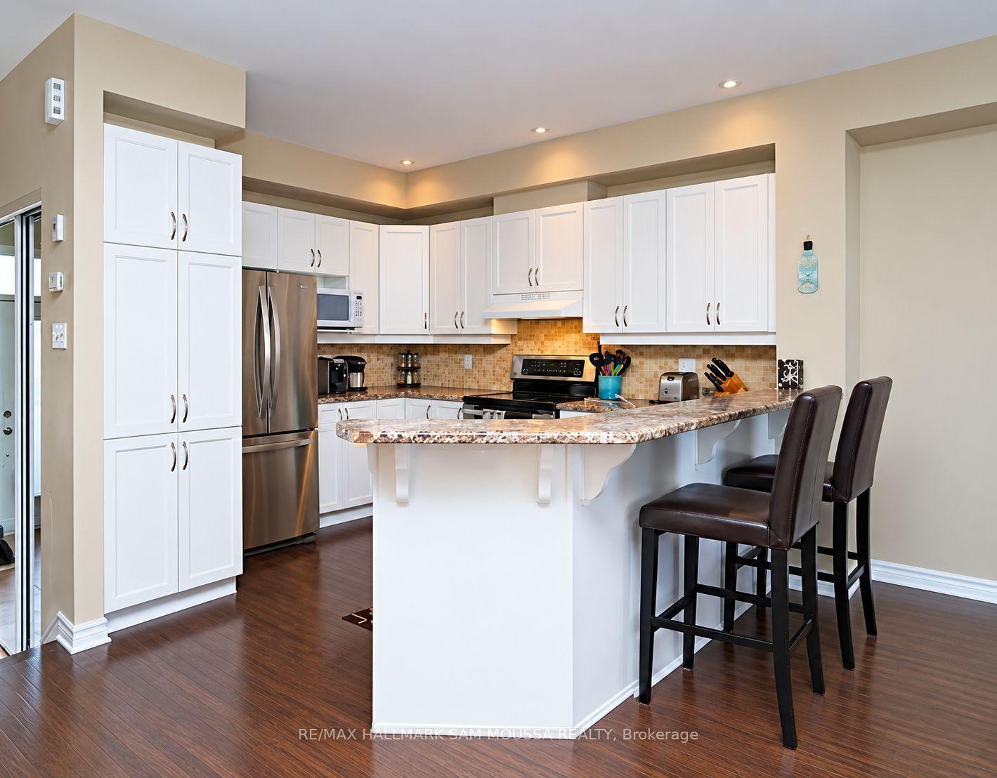 Photo 4 of 263 Kinghaven Crescent, Ottawa, Kanata - Bridlewood — HOMEH