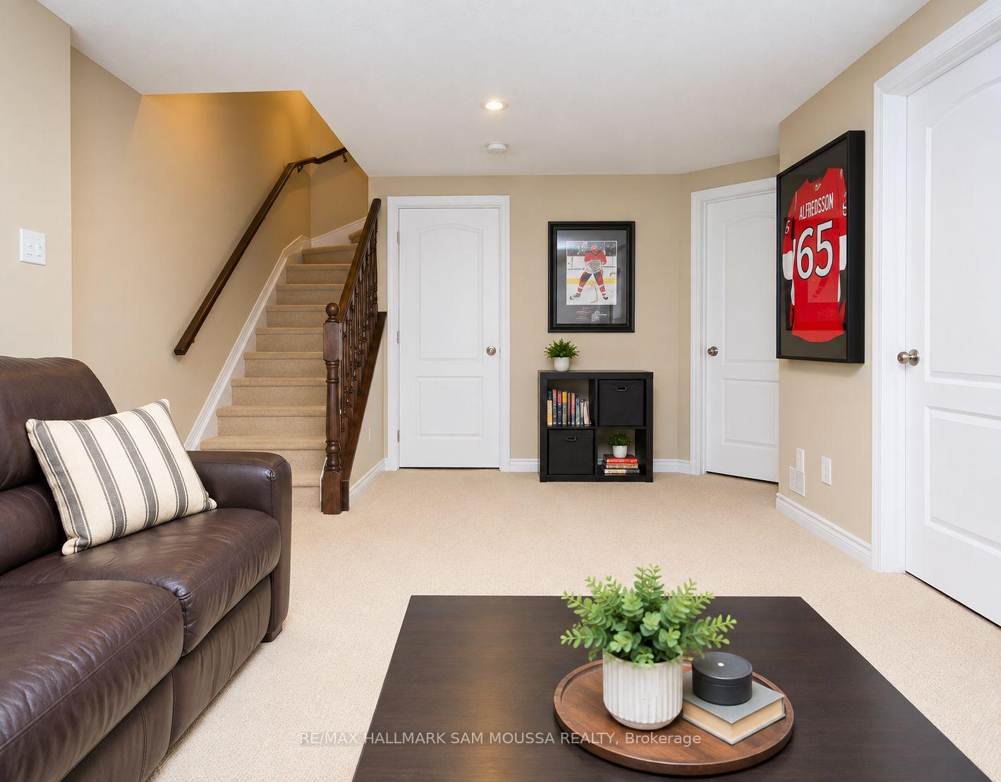 Photo 18 of 263 Kinghaven Crescent, Ottawa, Kanata - Bridlewood — HOMEH