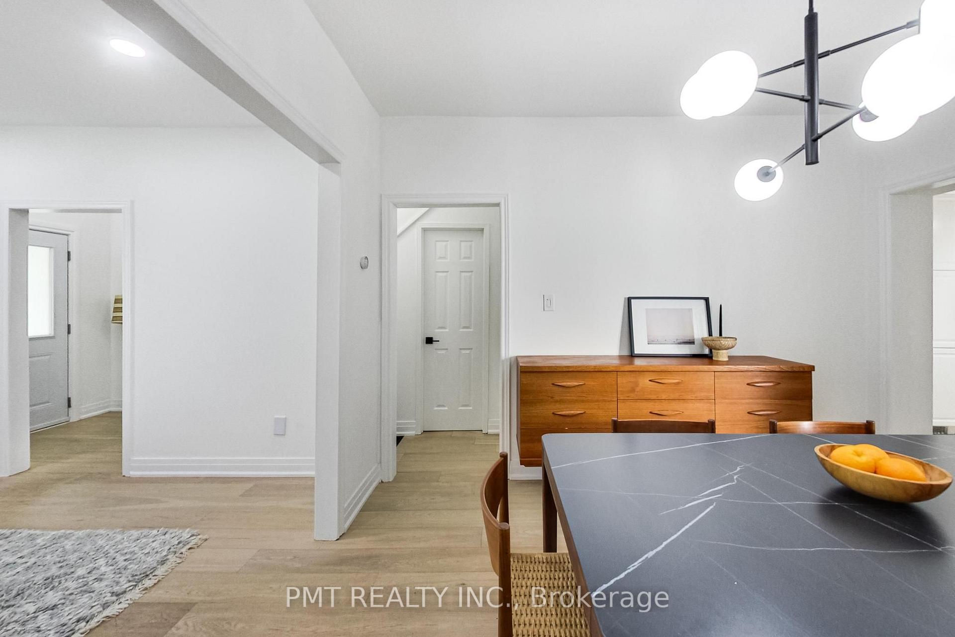 Photo 6 of 22 Connaught Avenue, Toronto, Greenwood-Coxwell — HOMEH