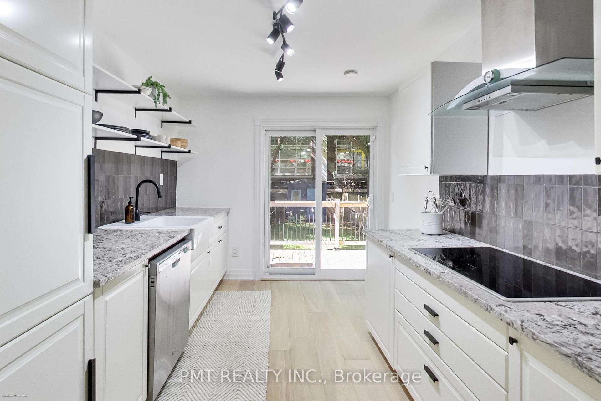 Photo 9 of 22 Connaught Avenue, Toronto, Greenwood-Coxwell — HOMEH