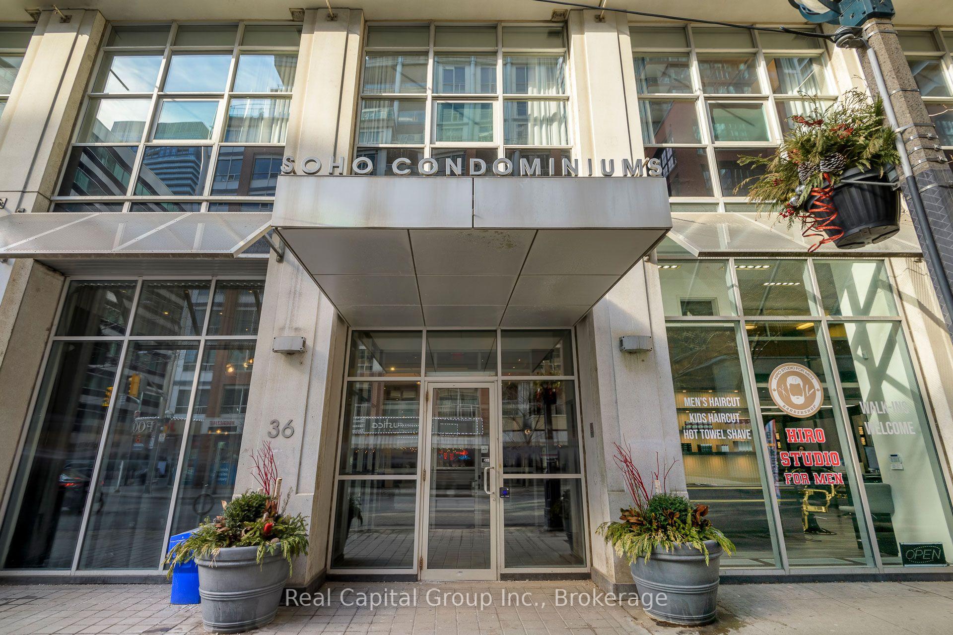 Photo 5 of Unit 918, 36 Blue Jays Way, Toronto, Waterfront Communities — HOMEH