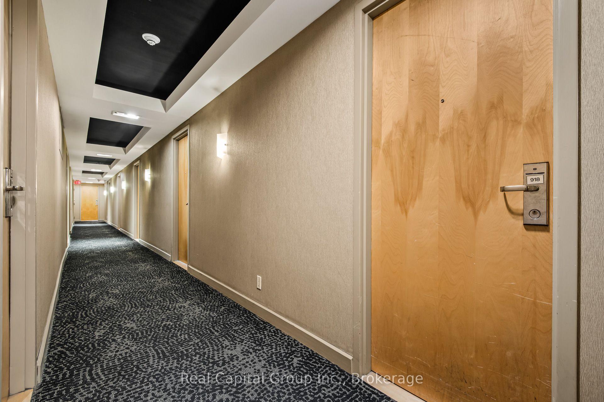 Photo 7 of Unit 918, 36 Blue Jays Way, Toronto, Waterfront Communities — HOMEH