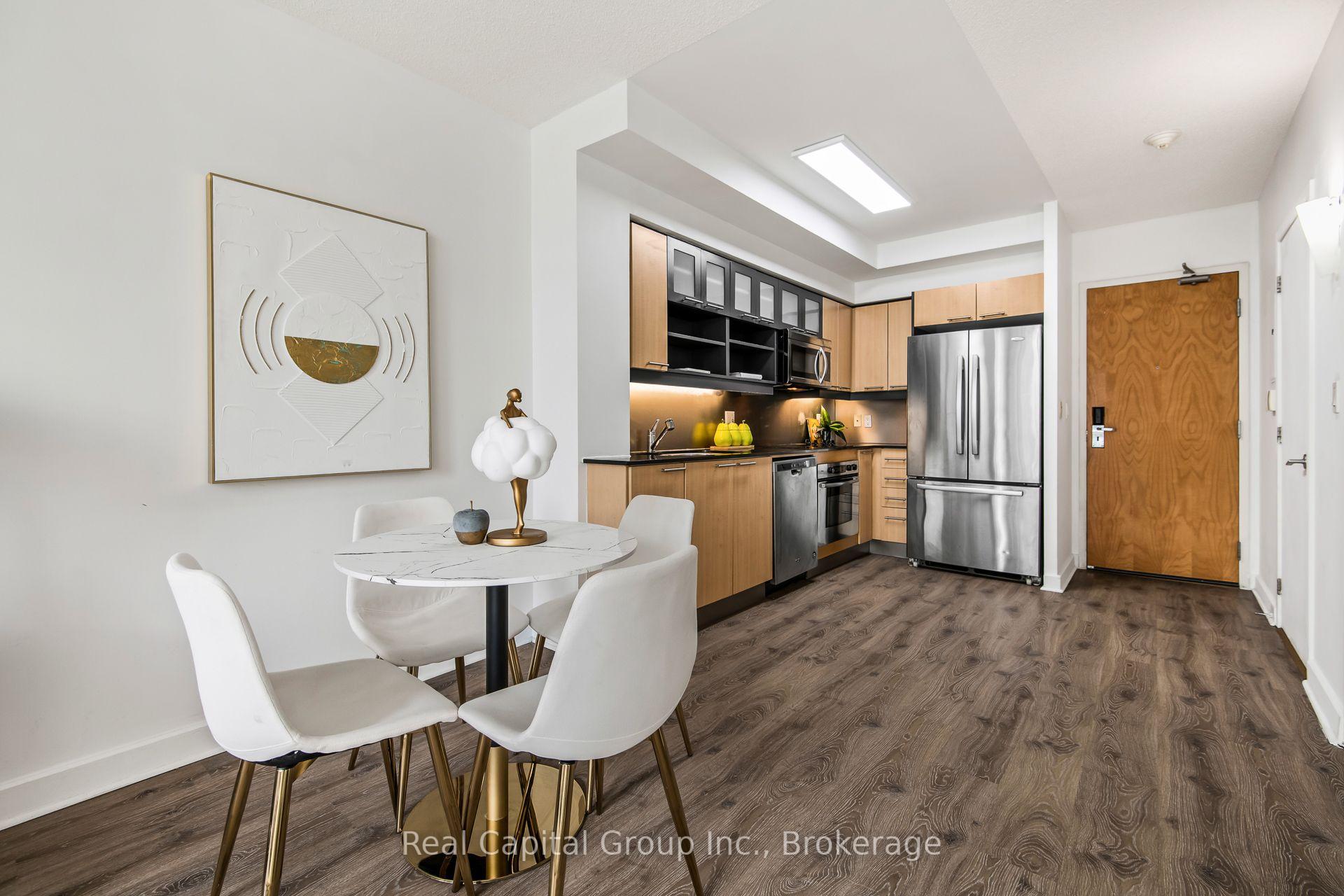Photo 13 of Unit 918, 36 Blue Jays Way, Toronto, Waterfront Communities — HOMEH