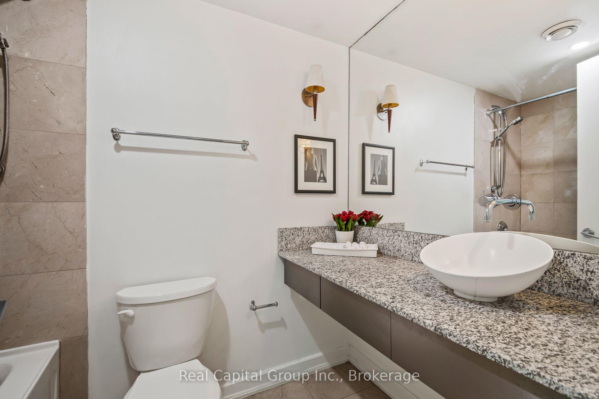 Photo 33 of Unit 918, 36 Blue Jays Way, Toronto, Waterfront Communities — HOMEH