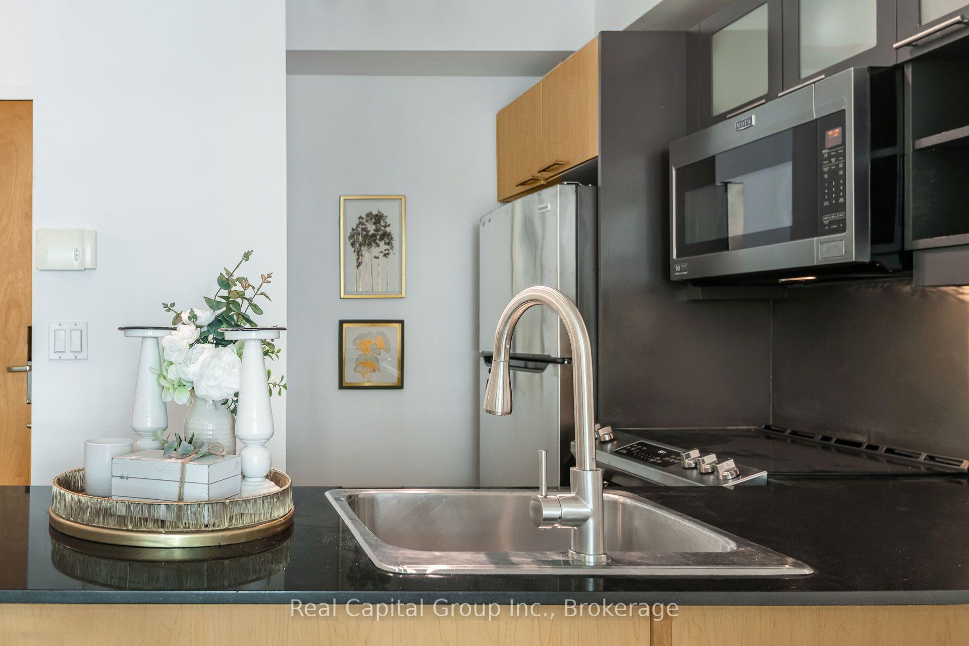 Photo 11 of Unit 528, 36 Blue Jays Way, Toronto, Waterfront Communities — HOMEH