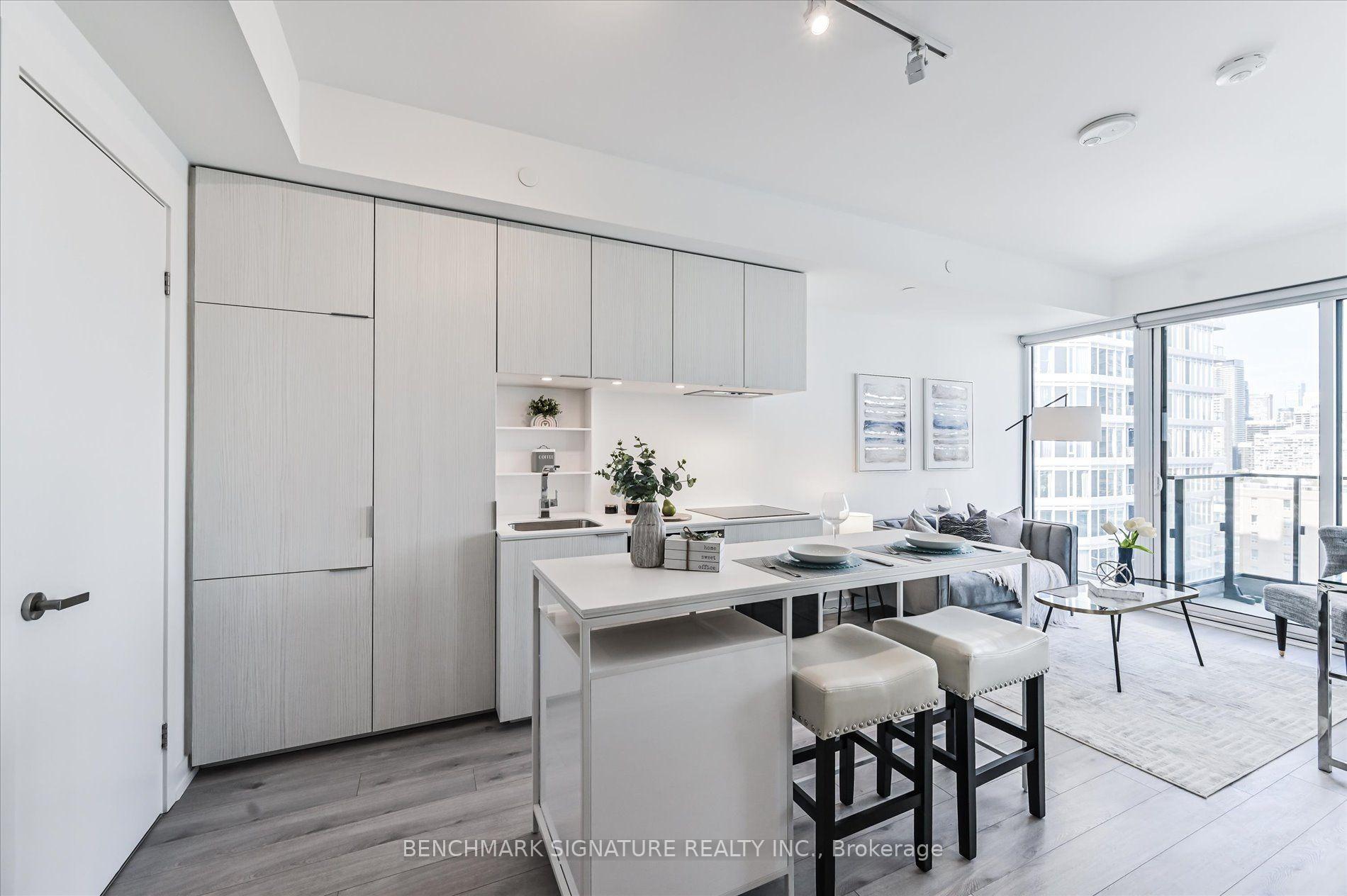 Photo 4 of Unit 2811, 77 Shuter Street, Toronto, Church-Yonge Corridor — HOMEH