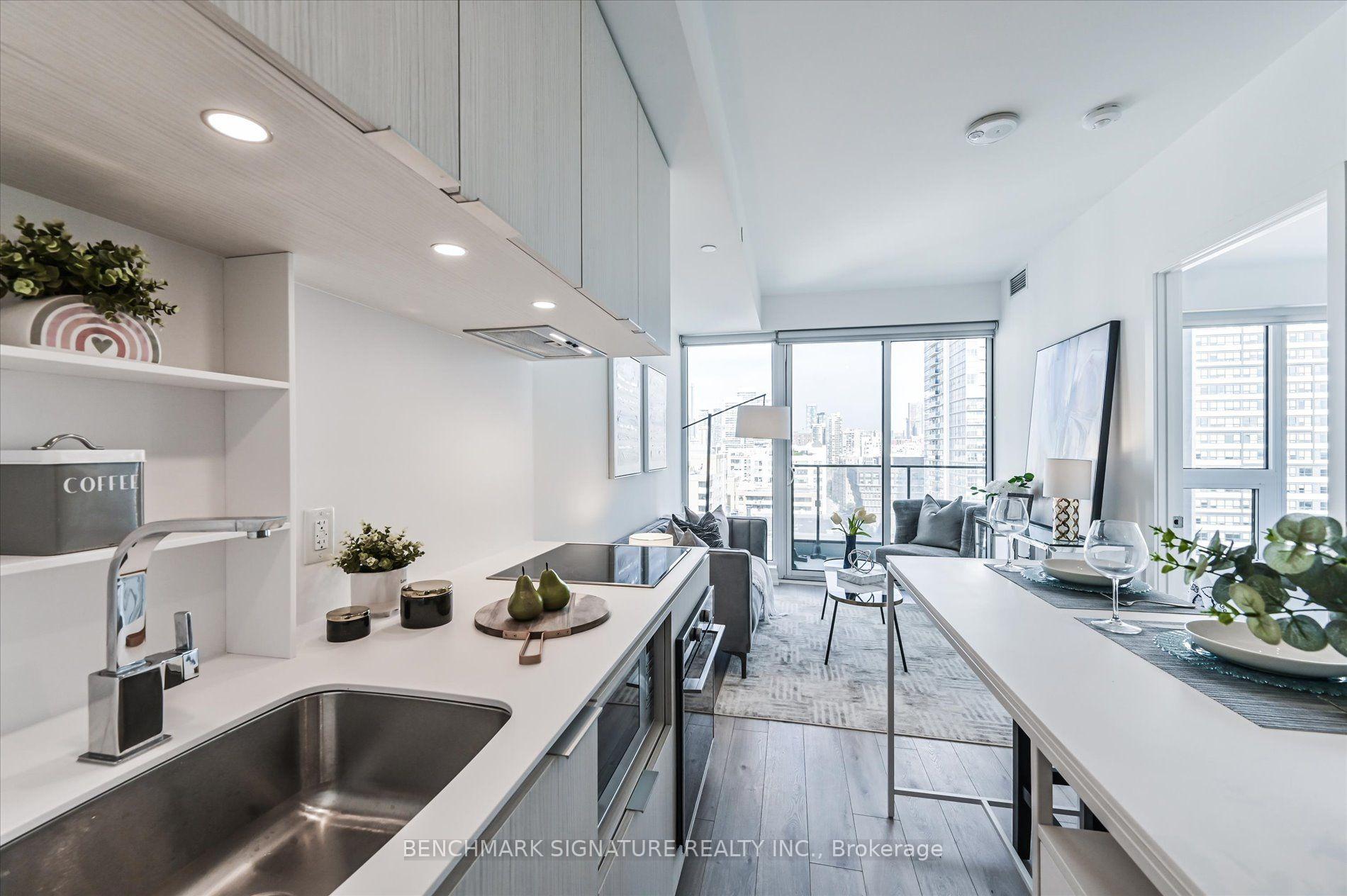 Photo 5 of Unit 2811, 77 Shuter Street, Toronto, Church-Yonge Corridor — HOMEH