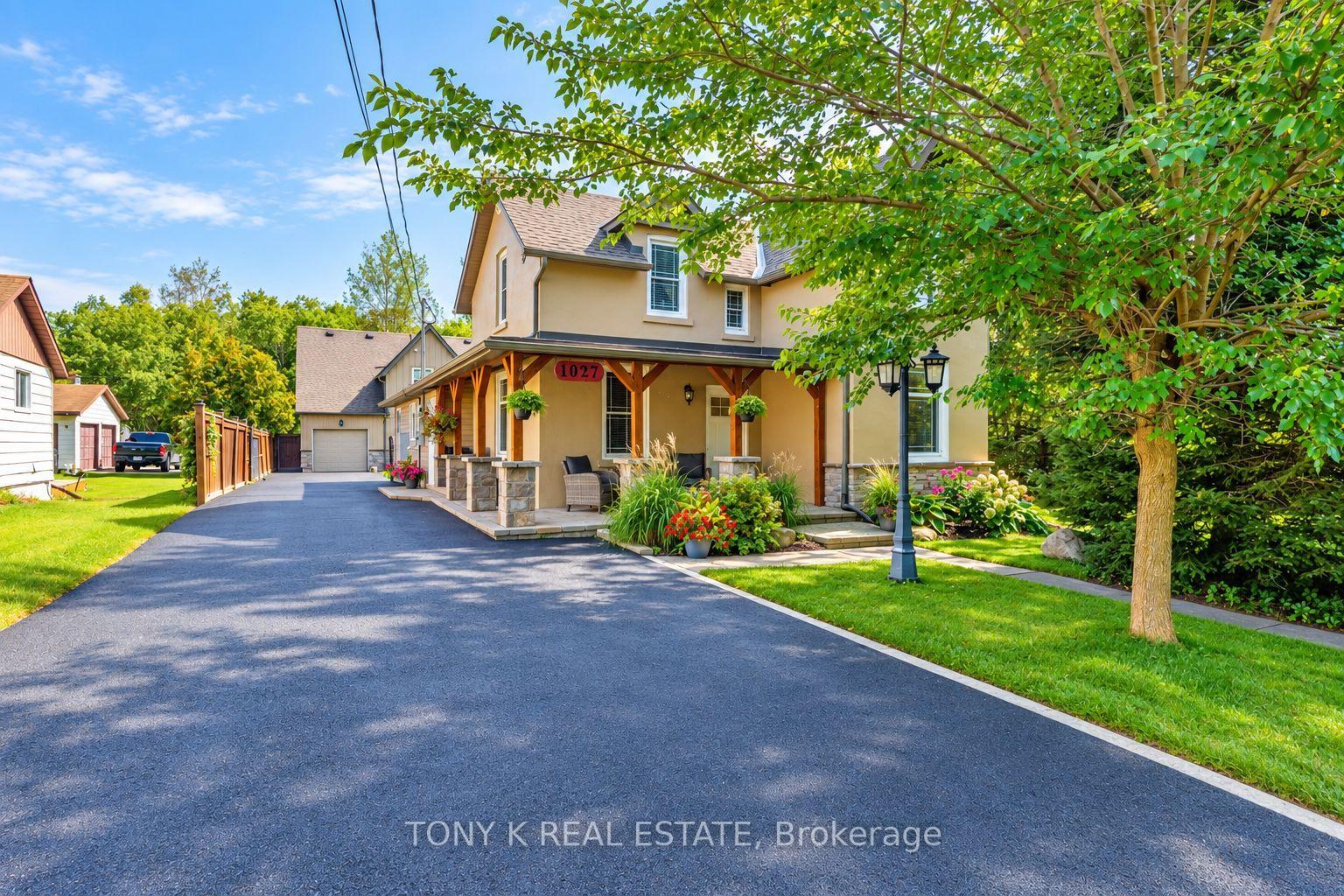 Photo 2 of 1027 Ewart Street, Innisfil, Rural Innisfil — HOMEH
