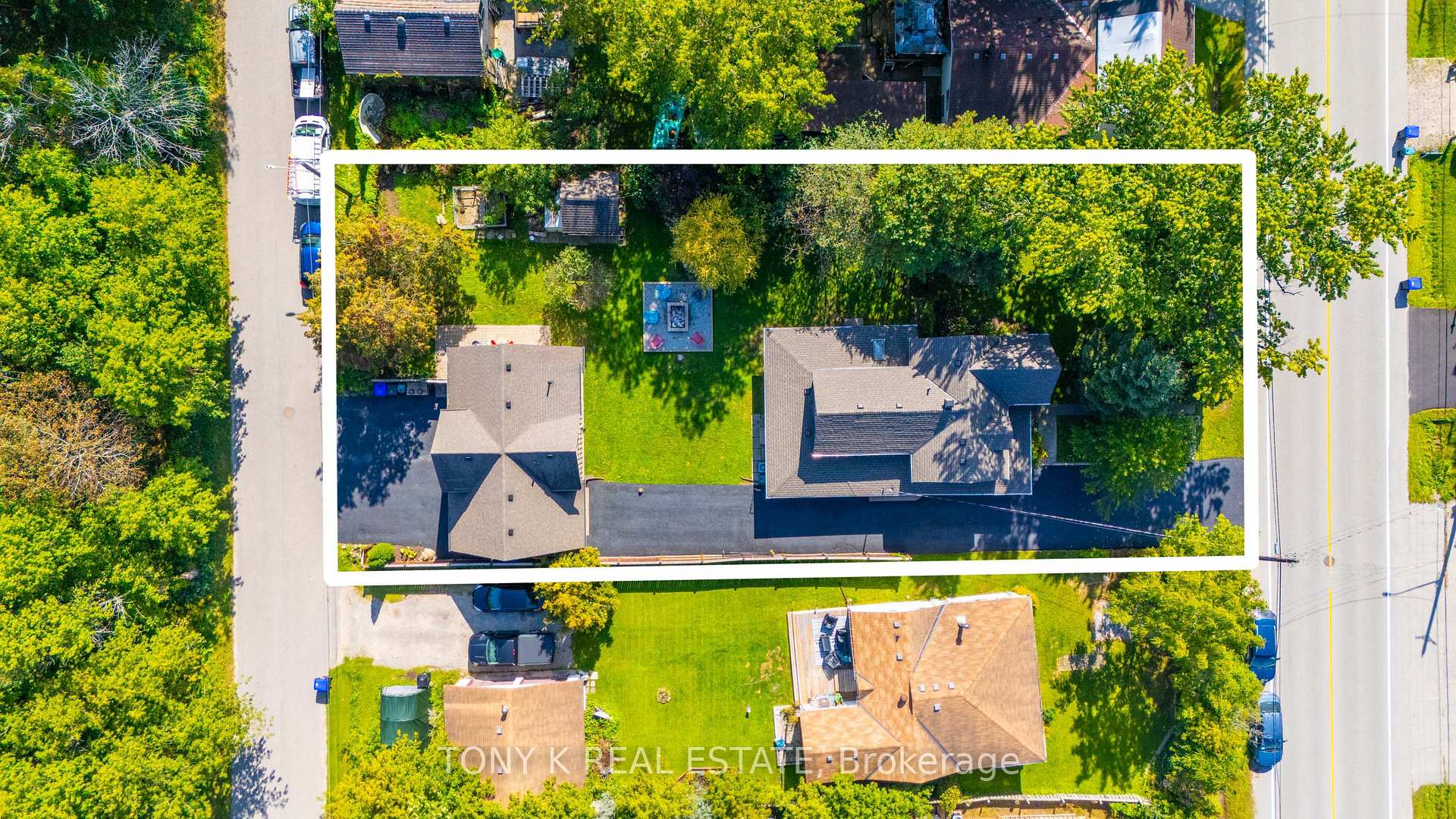 Photo 3 of 1027 Ewart Street, Innisfil, Rural Innisfil — HOMEH