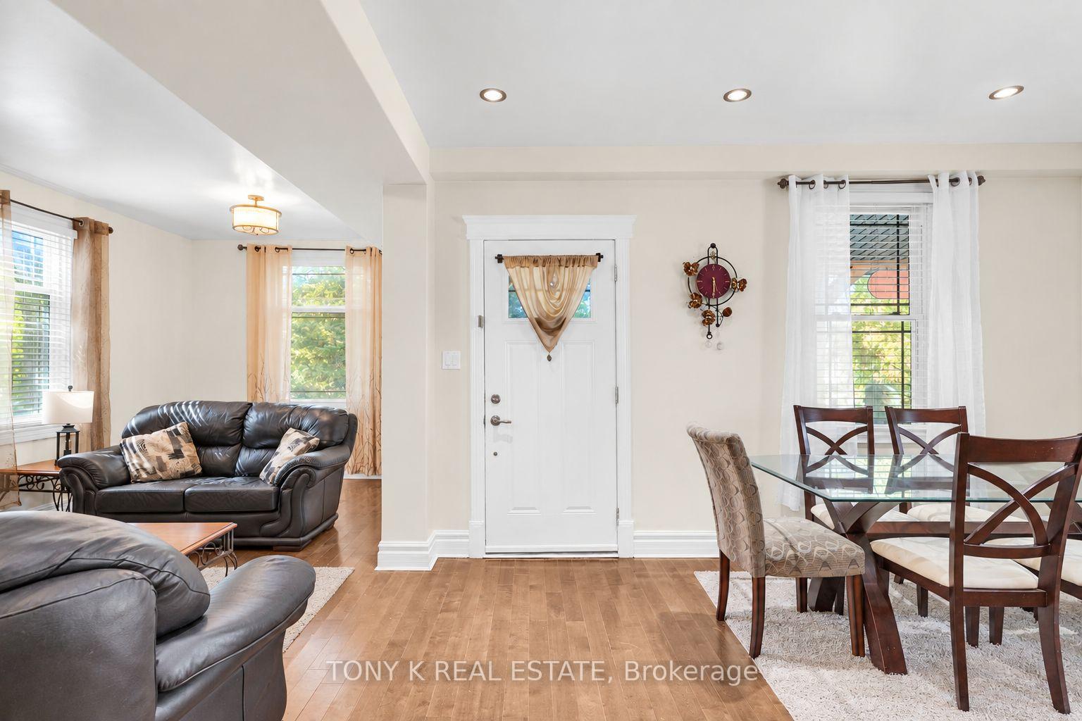 Photo 4 of 1027 Ewart Street, Innisfil, Rural Innisfil — HOMEH