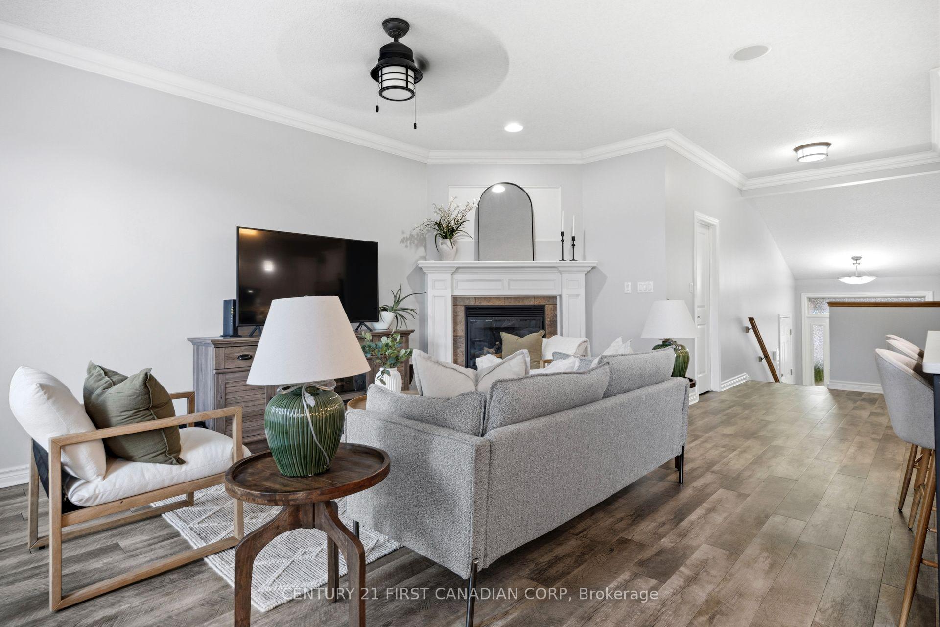 Photo 10 of 292 Walnut Street, Lucan Biddulph, Lucan — HOMEH