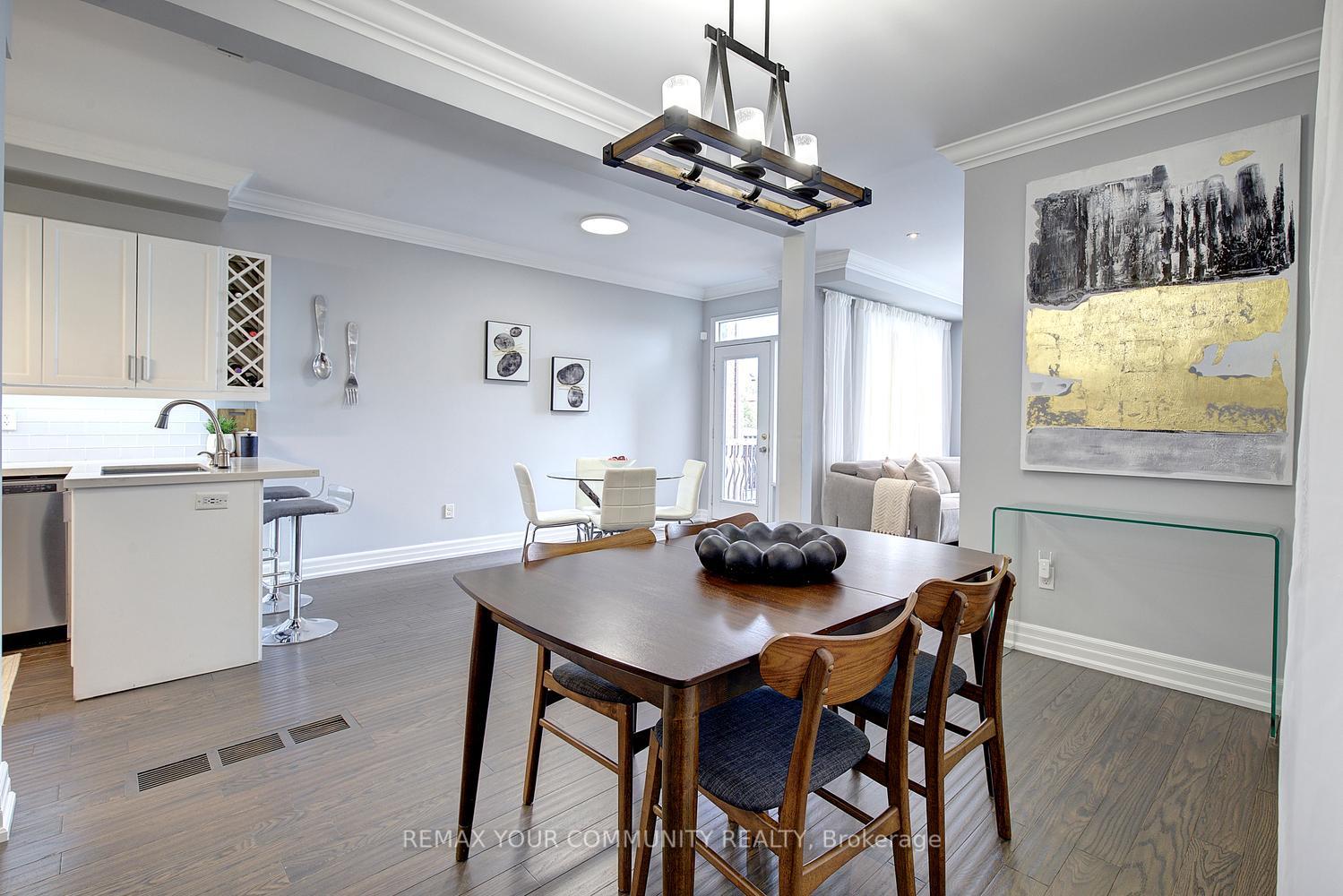 Photo 18 of 110 Big Hill Crescent, Vaughan, Patterson — HOMEH