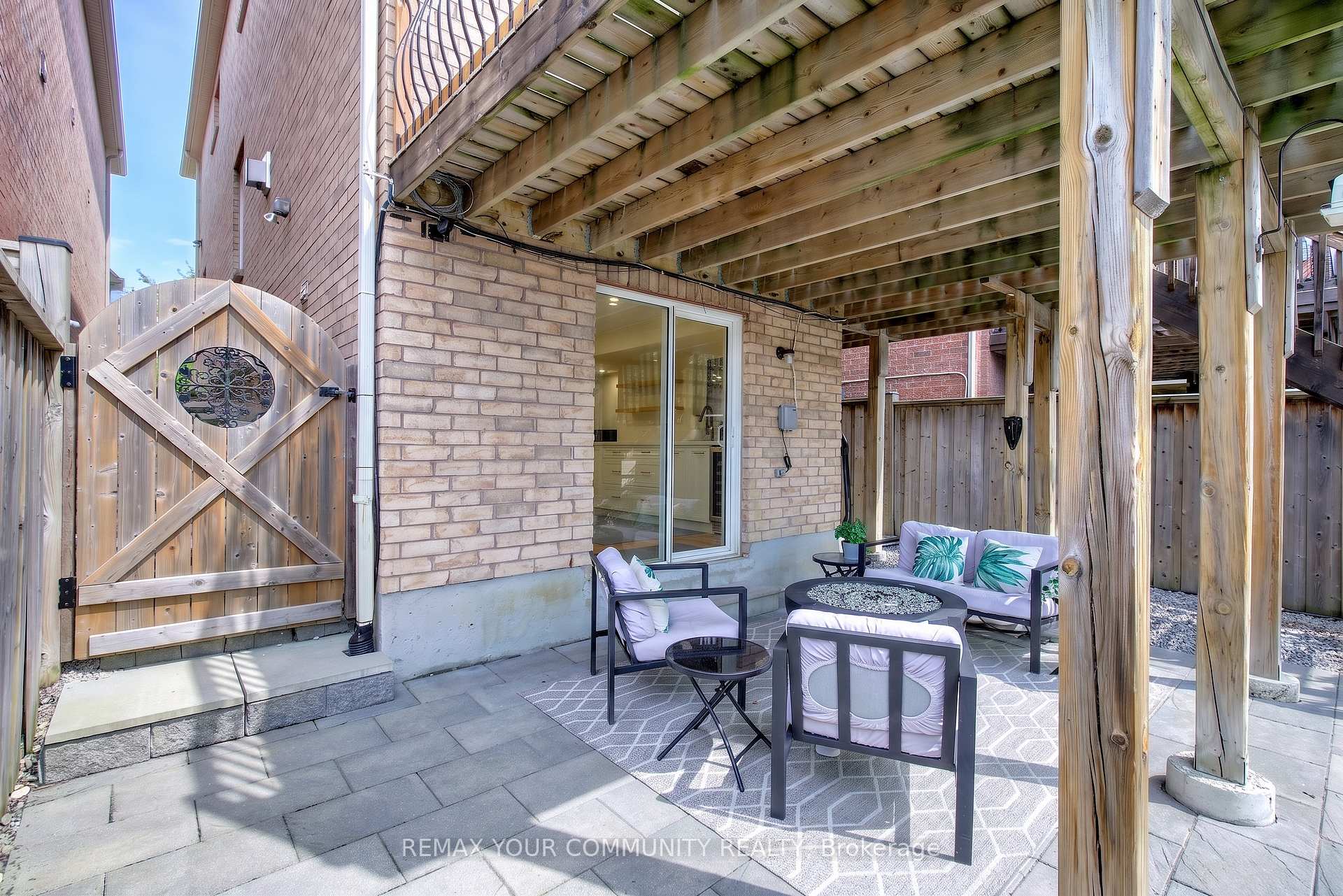 Photo 47 of 110 Big Hill Crescent, Vaughan, Patterson — HOMEH