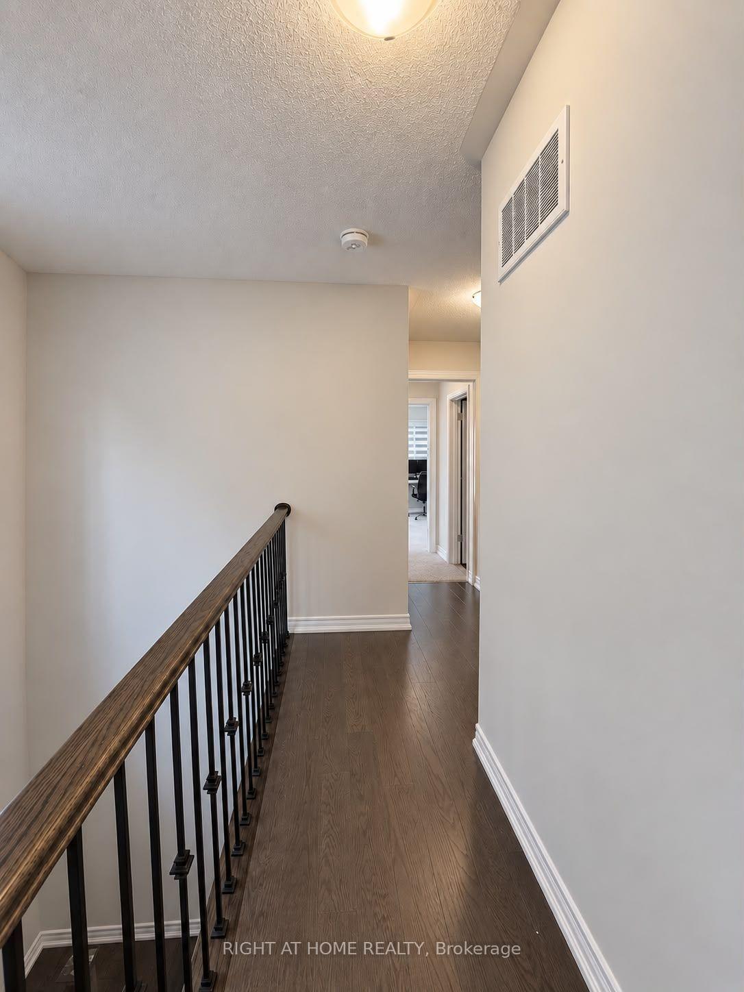 Photo 5 of 10 Morrison Crescent, Whitby, Rural Whitby — HOMEH