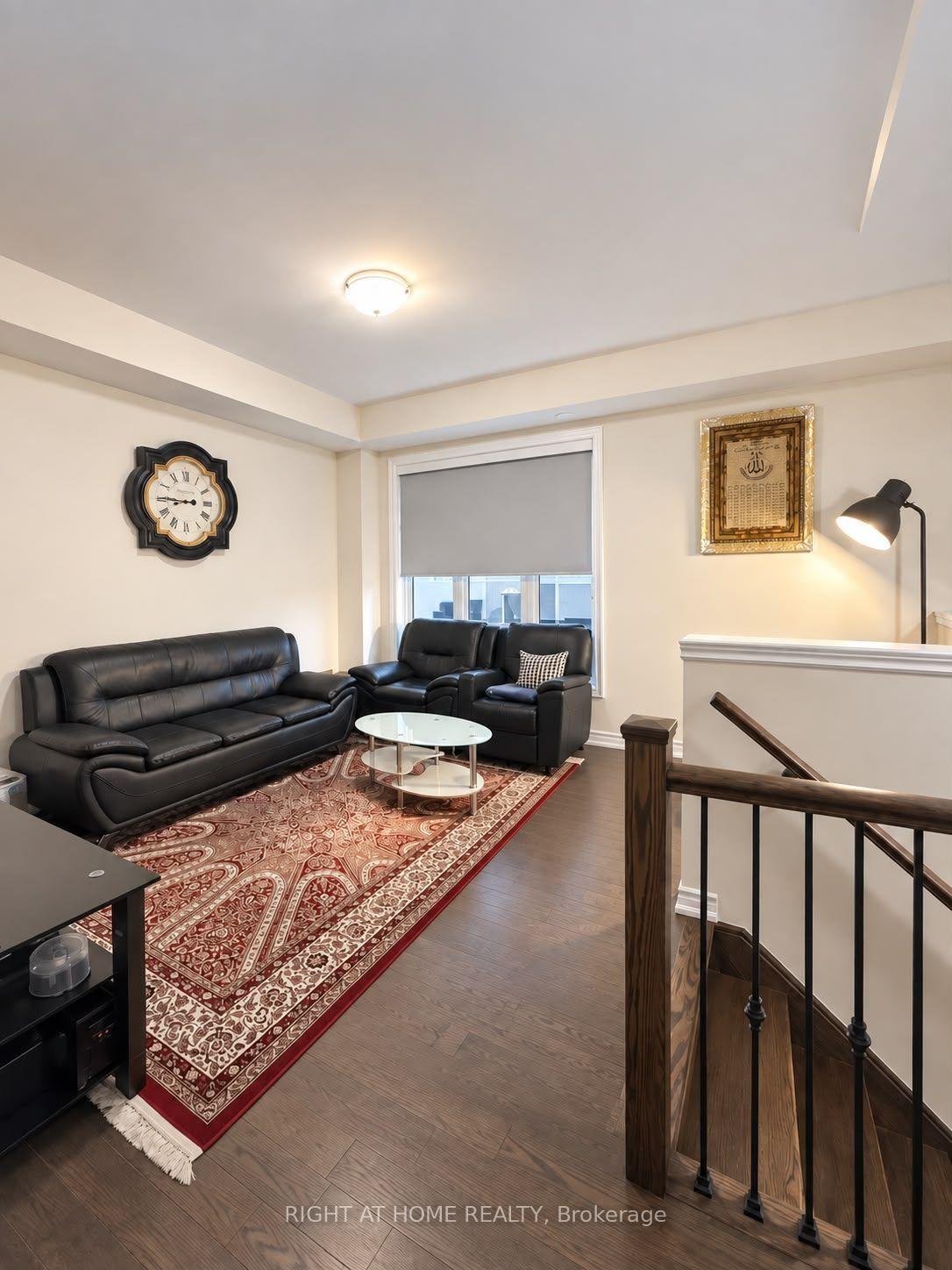 Photo 11 of 10 Morrison Crescent, Whitby, Rural Whitby — HOMEH