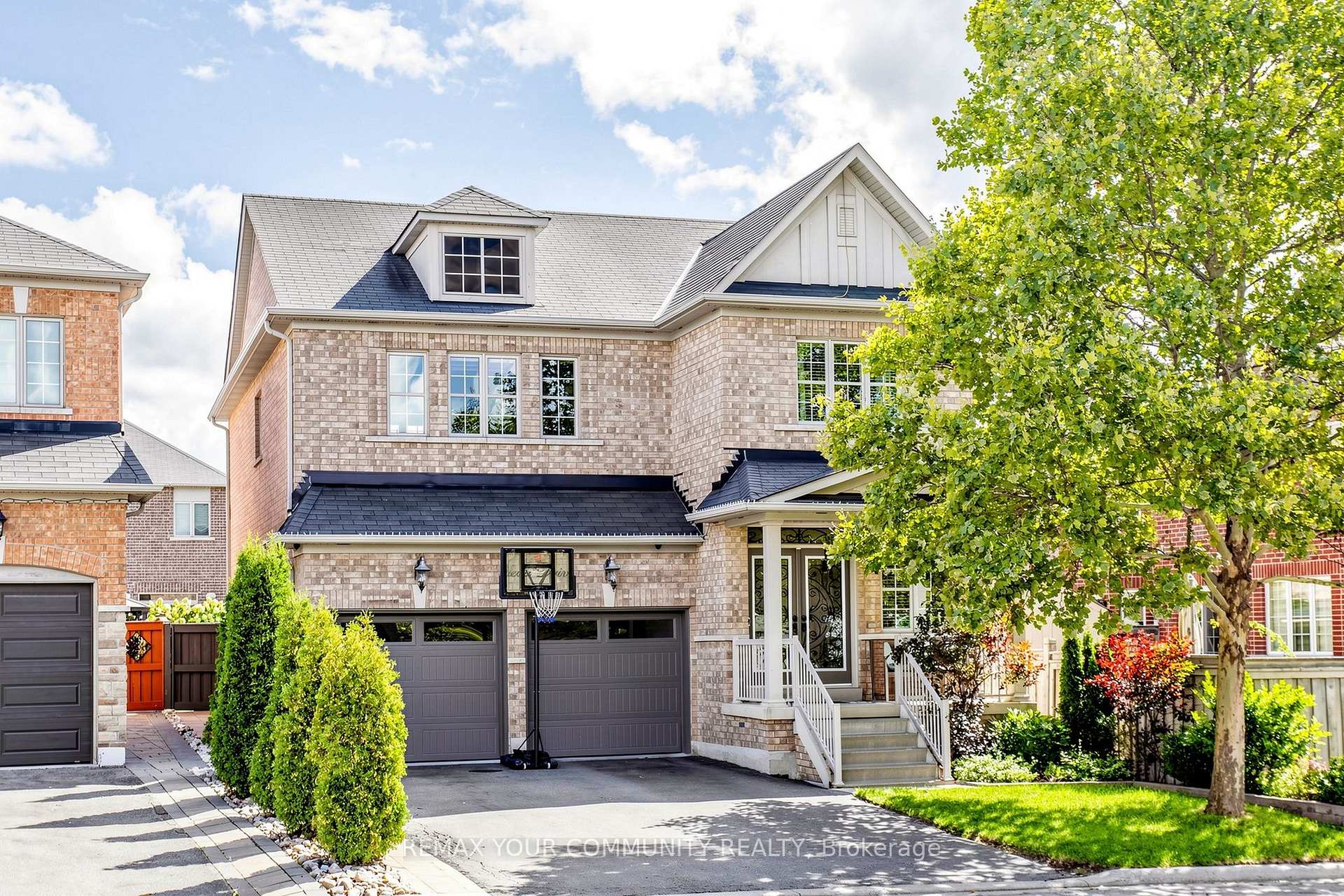 Photo 1 of 11 Trudeau Drive, Vaughan, Vellore Village — HOMEH