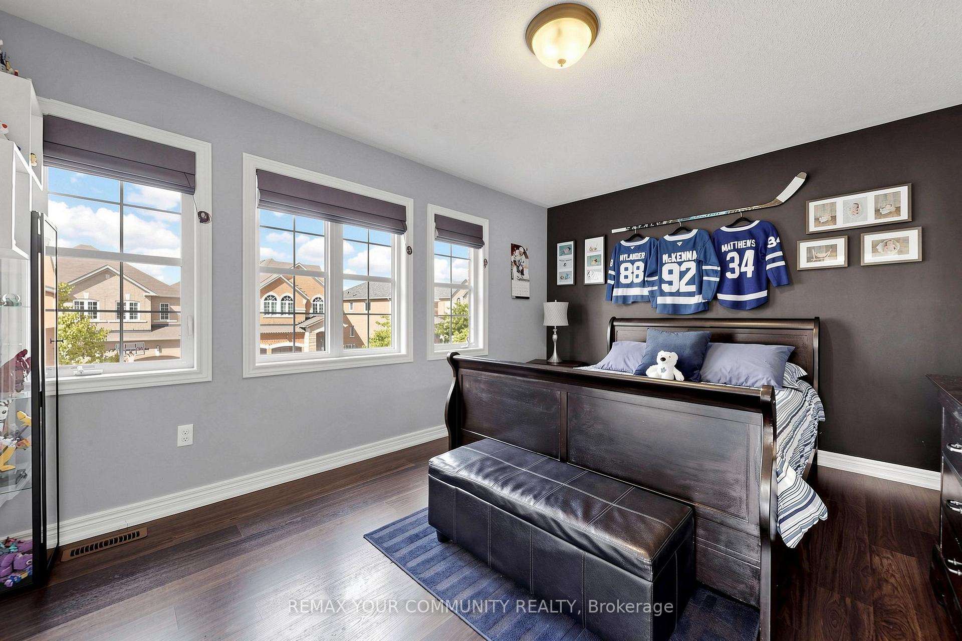 Photo 17 of 11 Trudeau Drive, Vaughan, Vellore Village — HOMEH