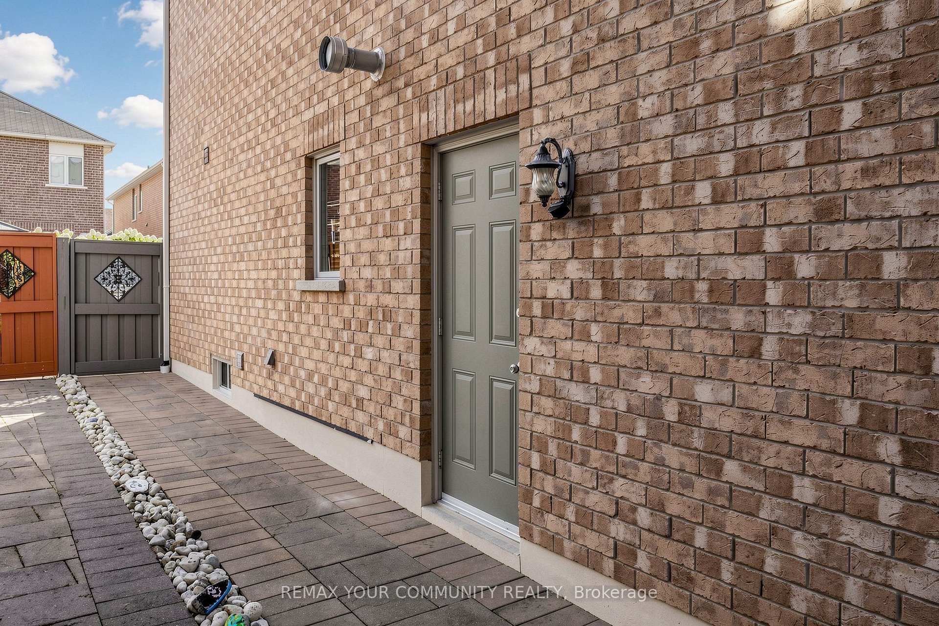 Photo 43 of 11 Trudeau Drive, Vaughan, Vellore Village — HOMEH