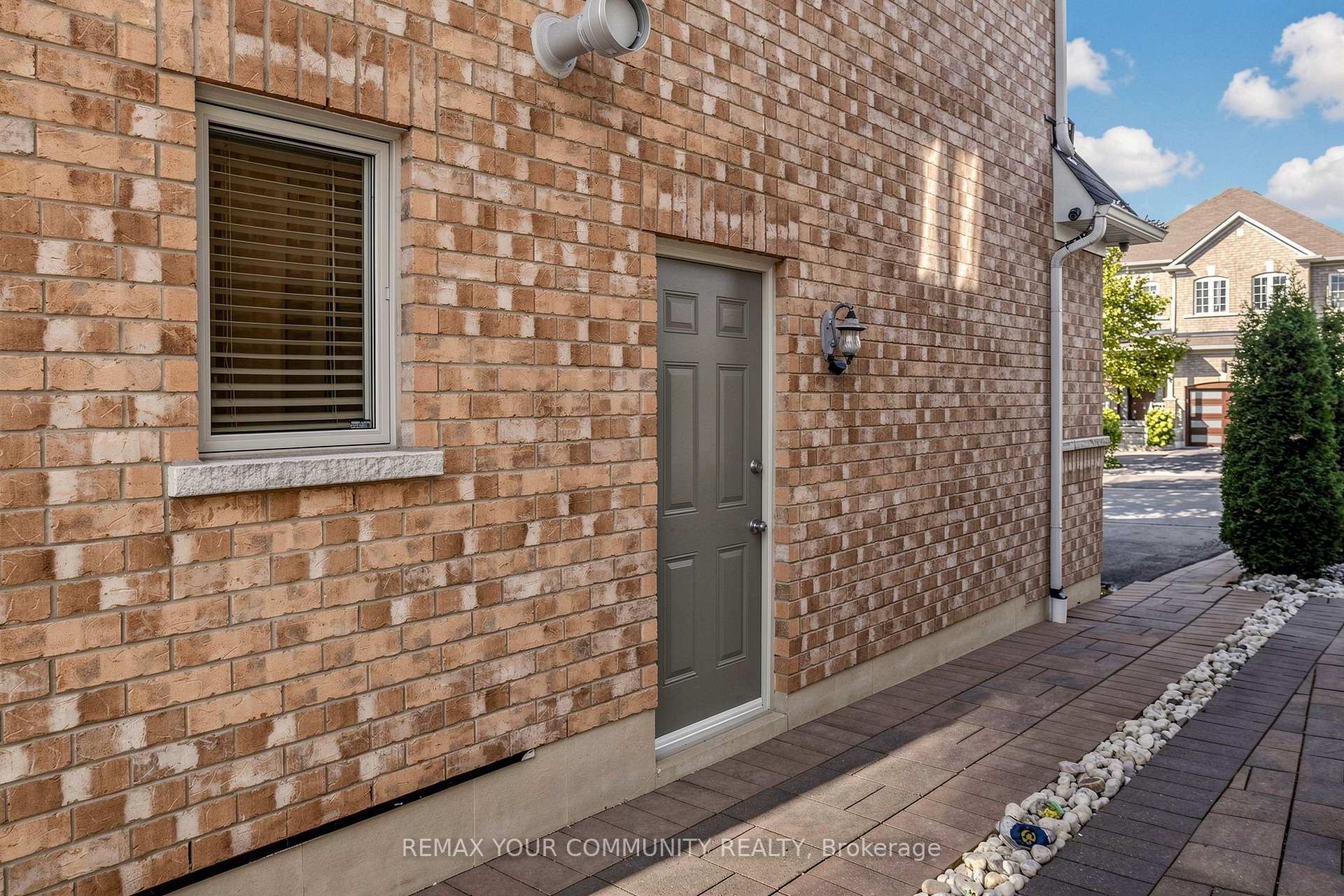 Photo 44 of 11 Trudeau Drive, Vaughan, Vellore Village — HOMEH