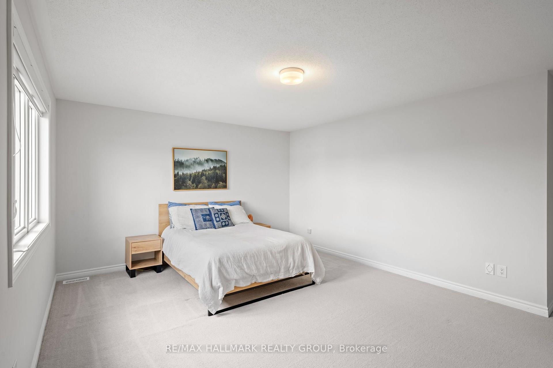 Photo 32 of 114 Sweetvalley Drive, Ottawa, Avalon West — HOMEH