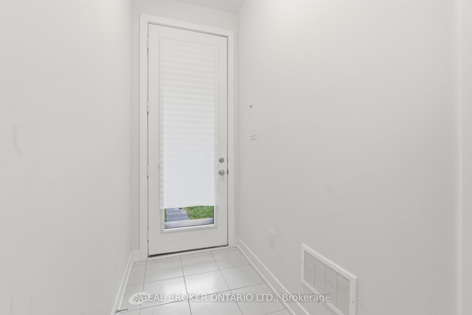 Photo 6 of 112 Stauffer Crescent, Markham, Cornell — HOMEH